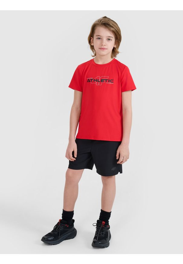 4f - 4F T-shirt sportowy szybkoschnący chłopięcy - czerwony 134/140 (8-10 lat). Kolor: czerwony. Materiał: dzianina, włókno, syntetyk, materiał, elastan. Wzór: nadruk, ze splotem, gładki, napisy, jednolity. Sezon: lato. Sport: fitness