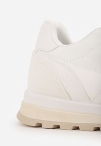 Born2be - Białe Sneakersy Sznurowane Yerotte. Wysokość cholewki: przed kostkę. Kolor: biały. Materiał: materiał. Szerokość cholewki: normalna. Obcas: na płaskiej podeszwie #6