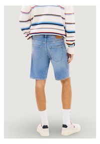 Tommy Jeans Szorty jeansowe Scanton DM0DM22981 Niebieski jasny Slim Fit. Kolor: niebieski. Materiał: bawełna #3