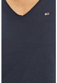 Tommy Jeans - T-shirt DW0DW09195.NOS. Okazja: na co dzień. Kolor: niebieski. Materiał: dzianina. Wzór: gładki. Styl: casual #5