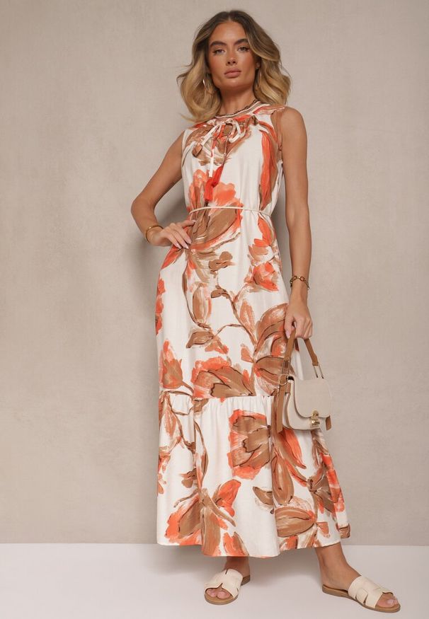 Renee - Pomarańczowa Sukienka z Wiskozą w Kwiaty Liorissa. Okazja: na co dzień. Kolor: pomarańczowy. Materiał: wiskoza. Wzór: kwiaty. Styl: klasyczny, casual, elegancki