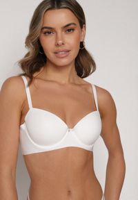 Born2be - Biały Klasyczny Biustonosz o Gładkim Wykończeniu Taniarephis. Kolor: biały. Rodzaj stanika: różne sposoby noszenia, odpinane ramiączka. Wzór: gładki #1