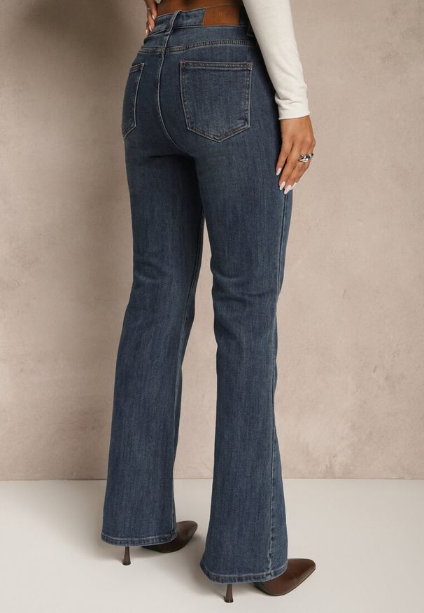 Renee - Niebieskie Jeansy z Domieszką Wiskozy o Kroju Flare High Waist Alendria. Okazja: na imprezę. Stan: podwyższony. Kolor: niebieski. Styl: elegancki