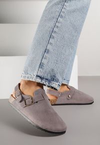 Renee - Szare Sandały Typu Chodaki z Klamrami Silvermore. Okazja: na co dzień. Zapięcie: klamry. Kolor: szary. Materiał: skóra, jeans. Styl: casual, street #1