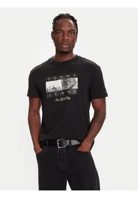 Tommy Jeans T-Shirt DM0DM22464 Czarny Regular Fit. Kolor: czarny. Materiał: bawełna