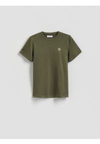 Reserved - T-shirt slim fit z haftem - oliwkowy. Kolor: oliwkowy. Materiał: bawełna, dzianina. Wzór: haft #1