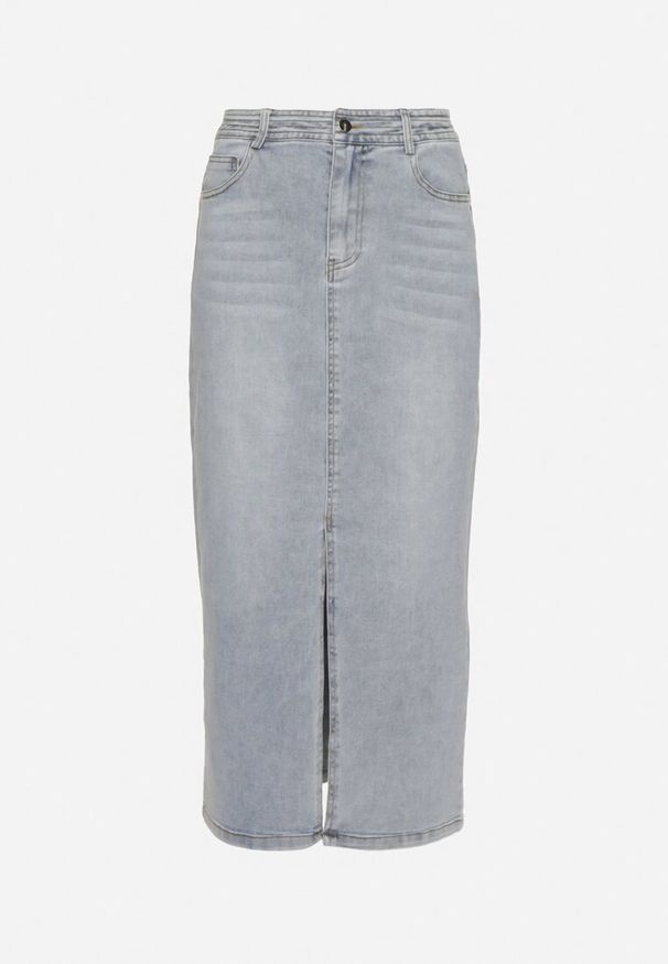 Born2be - Jasnoniebieska Spódnica Jeansowa o Ołówkowym Kroju Morreia. Okazja: na co dzień. Kolor: niebieski. Materiał: jeans. Wzór: aplikacja. Styl: klasyczny, elegancki, casual