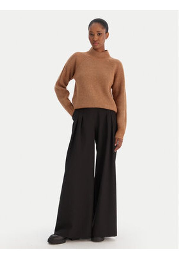 Calvin Klein Jeans Sweter Woolen Stitch LV044D372G Brązowy Regular Fit. Kolor: brązowy. Materiał: syntetyk