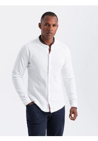 Ombre Clothing - Męska koszula bawełniana SLIM FIT ze stójką w kolorowe paski – biała V1. Okazja: na co dzień. Typ kołnierza: kołnierzyk stójkowy. Kolor: biały. Materiał: bawełna. Długość: długie. Wzór: kolorowy, paski. Styl: casual