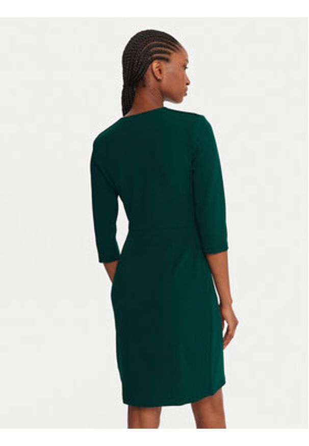 Rinascimento Sukienka koktajlowa CFC0020071002 Zielony Regular Fit. Kolor: zielony. Materiał: syntetyk. Styl: wizytowy