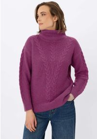 Volcano - Ciepły golf S-ESSIE. Typ kołnierza: golf. Kolor: fioletowy. Materiał: włókno, dzianina. Wzór: aplikacja, ze splotem. Sezon: zima. Styl: klasyczny #1