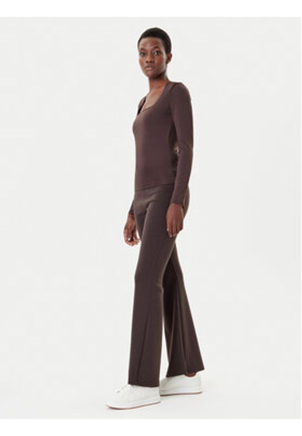 only - ONLY Legginsy Scarlet 15357949 Brązowy Flared Fit. Kolor: brązowy. Materiał: syntetyk