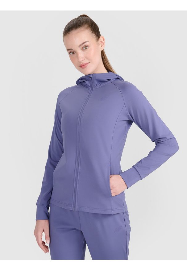 4f - 4F Bluza treningowa regular szybkoschnąca damska - niebieska XS. Okazja: na co dzień. Typ kołnierza: kaptur. Kolor: niebieski. Materiał: materiał, syntetyk, dzianina, włókno, elastan. Długość rękawa: raglanowy rękaw. Wzór: ze splotem, jednolity, gładki. Styl: sportowy, casual. Sport: fitness