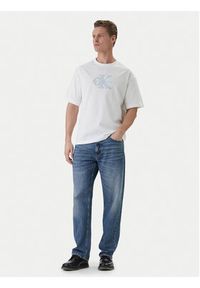 Calvin Klein Jeans T-Shirt LV04RF819G Biały Regular Fit. Kolor: biały. Materiał: bawełna #4