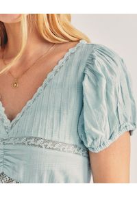 LOVE SHACK FANCY - Niebieska sukienka Dimonda. Kolor: niebieski. Materiał: koronka, bawełna. Wzór: koronka, haft, aplikacja, kwiaty. Długość: maxi