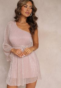 Renee - Ciemnoróżowa Rozkloszowana Sukienka na Jedno Ramię z Metaliczną Nitką i Wiązanym Paskiem Dionthea. Kolor: różowy. Materiał: materiał. Styl: elegancki #4