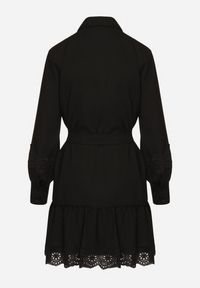 Born2be - Czarna Koszulowa Sukienka z Wiskozy z Bawełną Koronką i Paskiem Lilresia. Okazja: na co dzień. Kolor: czarny. Materiał: wiskoza, bawełna, koronka. Długość rękawa: długi rękaw. Wzór: koronka. Sezon: wiosna, lato. Typ sukienki: koszulowe. Styl: klasyczny, casual, elegancki #2