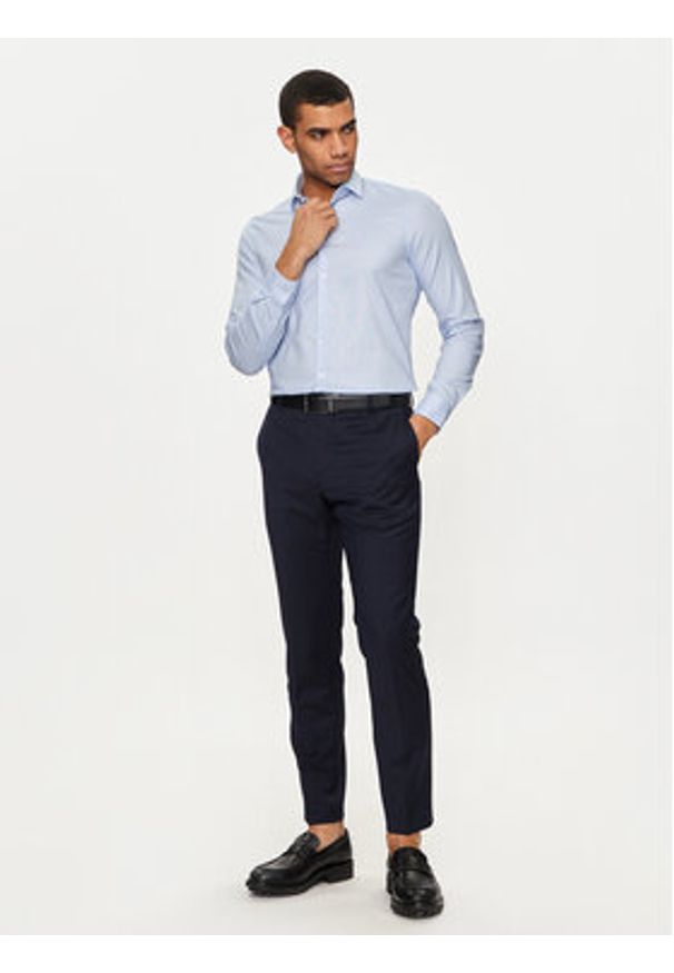 Calvin Klein Koszula K10K113164 Niebieski Slim Fit. Kolor: niebieski. Materiał: bawełna