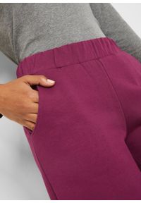 Spodnie dresowe culotte 7/8 z bawełny organicznej, Level 1 bonprix jeżynowy. Kolor: fioletowy. Materiał: materiał, bawełna. Styl: sportowy #2