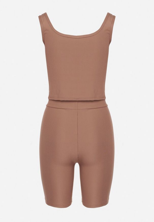 Born2be - Ciemnobeżowy Prążkowany Komplet Top na Ramiączkach i Szorty Kolarki Mevola. Kolor: beżowy. Materiał: prążkowany
