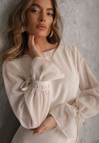 Renee - Beżowa Sukienka Vices Ozdobiona Transparentnymi Rękawami i Kropkami Celziva. Okazja: na co dzień. Kolor: beżowy. Materiał: koronka. Wzór: aplikacja, kropki. Styl: casual, elegancki #3