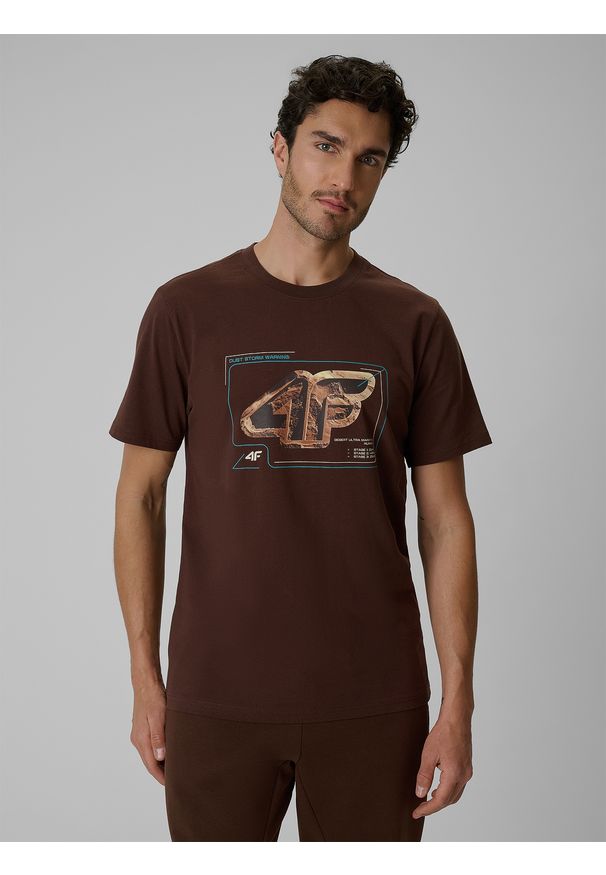 4f - 4F T-shirt regular z nadrukiem męski - brązowy S. Okazja: na co dzień. Kolor: brązowy. Materiał: materiał. Wzór: nadruk. Styl: casual