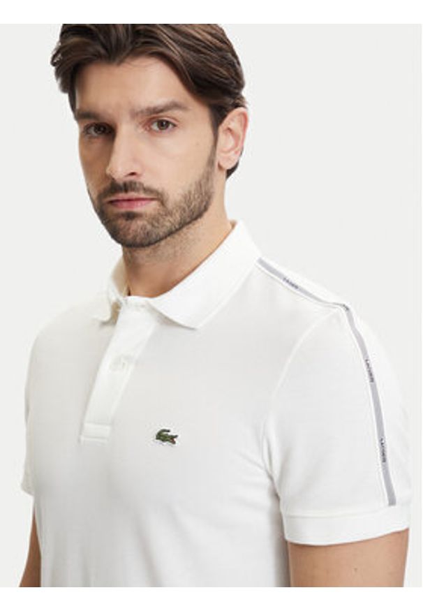 Lacoste Polo PH0897 Écru Regular Fit. Typ kołnierza: polo. Kolor: kremowy. Materiał: bawełna