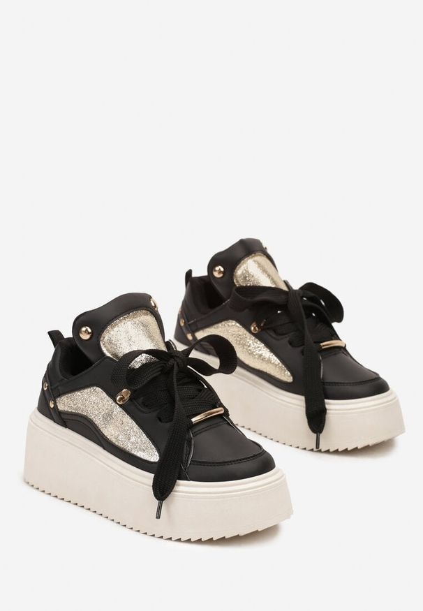 Born2be - Czarne Sneakersy na Grubej Podeszwie z Metalicznymi Wstawkami i Nitami Azirra. Kolor: czarny. Materiał: jeans. Szerokość cholewki: normalna