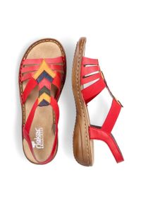 Komfortowe sandały damskie wsuwane z gumkami czerwone Rieker 60804-33. Zapięcie: bez zapięcia. Kolor: czerwony #7