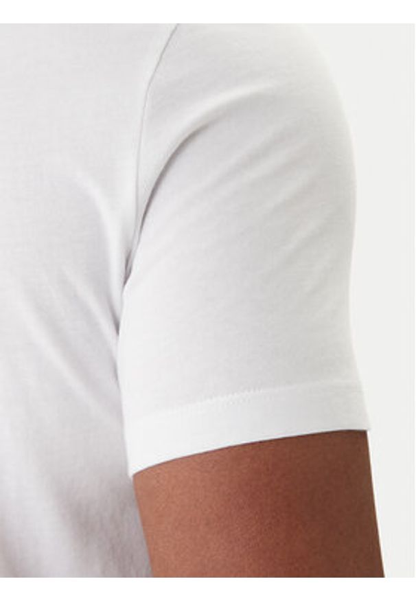 Armani Exchange T-Shirt XM002683 AF10356 U0002 Biały Regular Fit. Kolor: biały. Materiał: bawełna