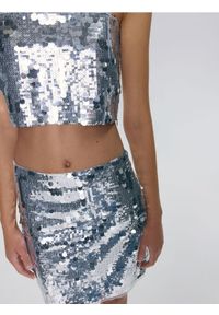 Reserved - Spódnica mini z cekinami - srebrny. Kolor: srebrny. Materiał: tkanina