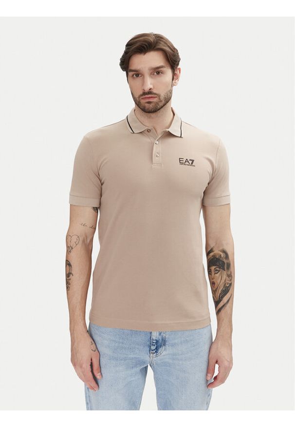 EA7 Emporio Armani Polo 8NPF16 PJVUZ U6155 Beżowy Slim Fit. Typ kołnierza: polo. Kolor: beżowy. Materiał: bawełna