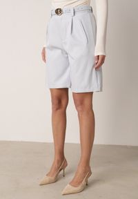 Born2be - Niebieskie Szorty z Wysokim Stanem Bermudy z Paskiem Haidis. Okazja: na co dzień. Stan: podwyższony. Kolor: niebieski. Materiał: materiał. Styl: casual #2