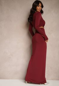 Renee - Bordowa Dopasowana Sukienka z Rozcięciem z Tyłu Marszczeniem i Wycięciem w Talii Ililia. Okazja: na imprezę. Kolor: czerwony. Styl: glamour, elegancki, klasyczny #4