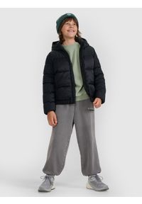 4f - 4F Kurtka puchowa z wypełnieniem syntetycznym chłopięca - czarna 134 (8-9 lat). Okazja: na co dzień. Kolor: czarny. Materiał: syntetyk, puch. Wzór: gładki. Sezon: lato. Styl: casual, klasyczny #2