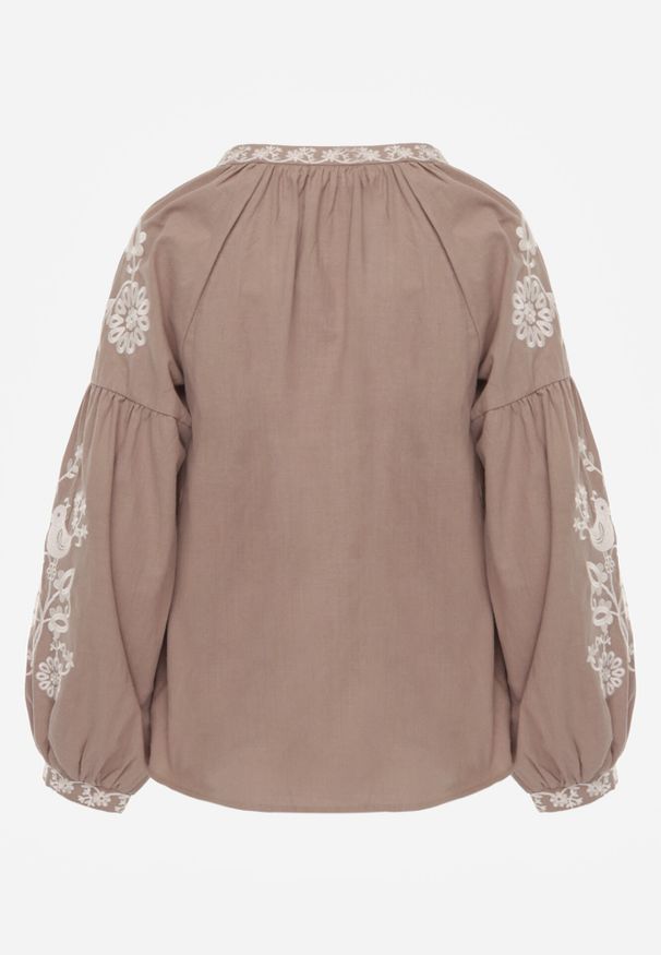 Born2be - Beżowa Bawełniana Bluzka Boho z Ozdobnym Haftem i Sznurkiem z Frędzlami Lamegenia. Okazja: do pracy, na co dzień, na spotkanie biznesowe. Kolor: beżowy. Materiał: bawełna. Wzór: haft. Styl: boho