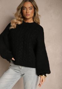 Renee - Czarny Sweter z Wełną o Eleganckim Warkoczowym Splotem Makkaria. Okazja: na co dzień, na spacer. Kolor: czarny. Materiał: wełna. Długość rękawa: długi rękaw. Długość: długie. Wzór: ze splotem. Sezon: jesień. Styl: elegancki #3