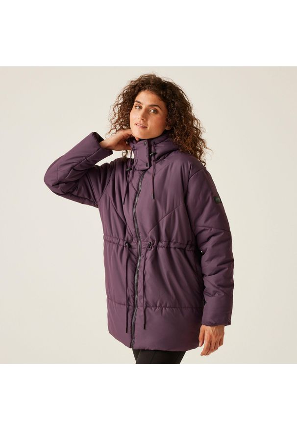 Kurtka turystyczna pikowana damska Regatta Rurie. Kolor: fioletowy. Materiał: puch. Sezon: zima. Sport: turystyka piesza