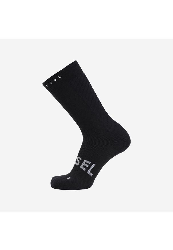 VAN RYSEL - Skarpety rowerowe Van Rysel 900 zimowe. Kolor: czarny. Materiał: poliester, wełna, poliamid, elastan. Technologia: Primaloft. Sport: kolarstwo