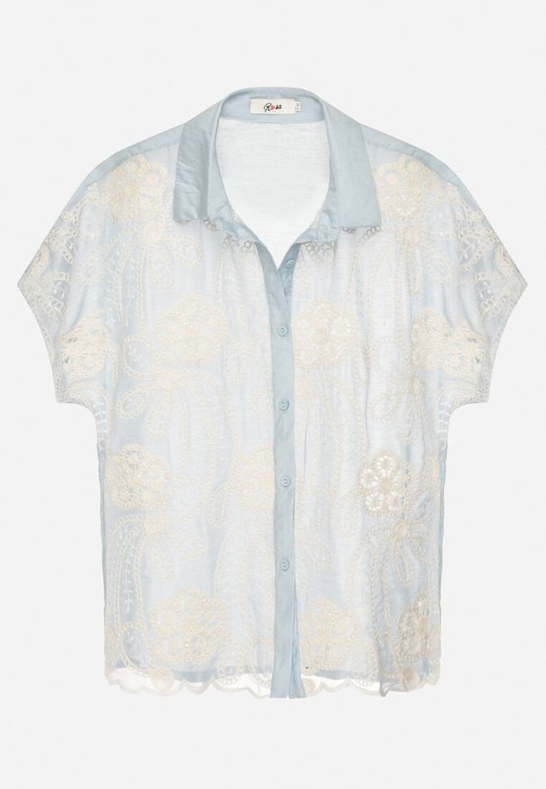 Born2be - Jasnoniebieska Koszula w Kwiatowy Wzór Zivale. Okazja: na co dzień, do pracy, na spotkanie biznesowe. Typ kołnierza: kołnierzyk klasyczny, dekolt w kształcie V. Kolor: niebieski. Długość: krótkie. Wzór: kwiaty. Materiał: jeans. Długość rękawa: krótki rękaw. Sezon: wiosna. Styl: biznesowy, klasyczny, casual