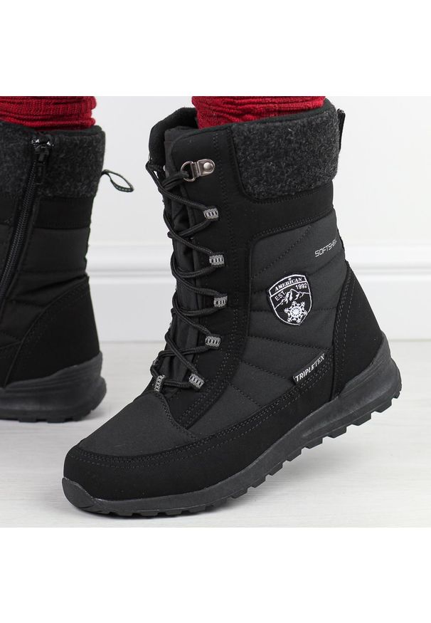 Czarne zimowe śniegowce damskie z membraną American Club Softshell Sn23/25. Okazja: na spacer. Kolor: czarny. Materiał: skóra, tkanina. Szerokość cholewki: normalna. Sezon: zima. Styl: klasyczny, elegancki