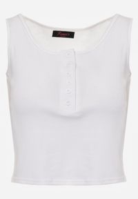 Renee - Biały Bawełniany Tank Top w Prążki z Ozdobnymi Guziczkami Bernissa. Okazja: na co dzień, na imprezę. Kolor: biały. Materiał: bawełna. Wzór: prążki. Styl: casual #4