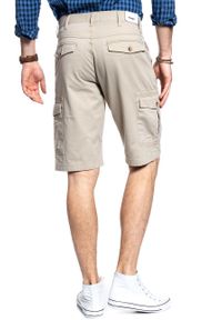 Wrangler - KRÓTKIE SPODENKI WRANGLER CARGO SHORT CAMEL WASHED W15DHC49J. Materiał: bawełna. Długość: krótkie #8