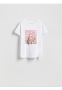 Reserved - T-shirt z nadrukiem - biały. Kolor: biały. Materiał: dzianina, bawełna. Wzór: nadruk #1