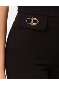 Elisabetta Franchi - ELISABETTA FRANCHI - Czarne spodnie z rozszerzanymi nogawkami. Stan: podwyższony. Kolor: czarny #2