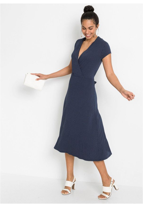 bonprix - Sukienka midi z mieszanki wiskozy. Kolor: niebieski. Materiał: jersey, wiskoza. Typ sukienki: kopertowe. Długość: midi