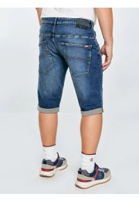 Big-Star - Szorty męskie jeansowe granatowe Conner 438. Kolor: niebieski. Materiał: jeans. Styl: vintage #8