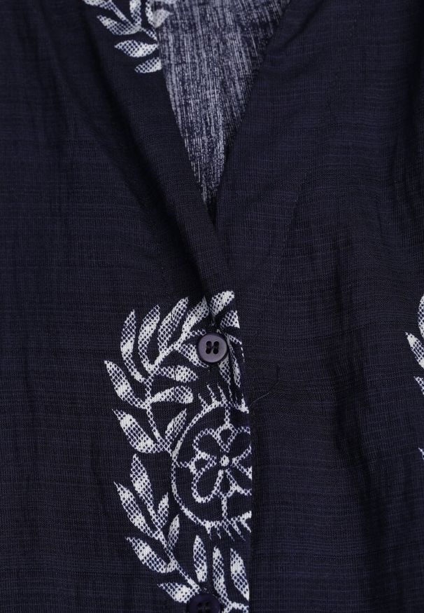 Renee - Granatowa Sukienka Koszulowa Wiązana w Pasie w Stylu Boho Rorisha. Okazja: na co dzień. Kolor: niebieski. Materiał: wiskoza, tkanina. Typ sukienki: koszulowe. Styl: boho