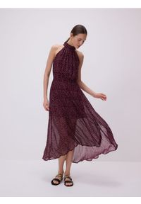 Reserved - Sukienka z dekoltem halter - wielobarwny. Typ kołnierza: dekolt halter. Materiał: tkanina. Typ sukienki: proste #1