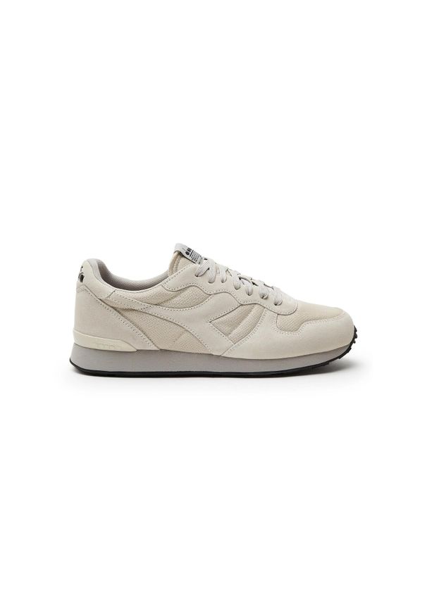 Diadora - Sneakersy DIADORA CAMARO MANIFESTO. Zapięcie: sznurówki. Kolor: beżowy. Materiał: materiał, tkanina, zamsz. Szerokość cholewki: normalna. Sport: turystyka piesza